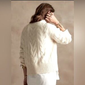 Banana Republic Cream Cable Knit Sweater